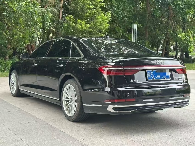 深圳23年奧迪A8L8