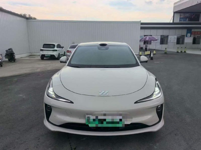 保定25年智己L61