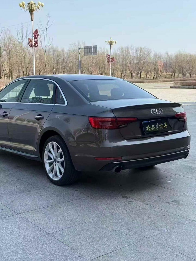 吉林17年奥迪A4L5