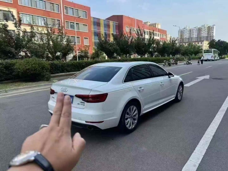 烟台17年奥迪A4L8