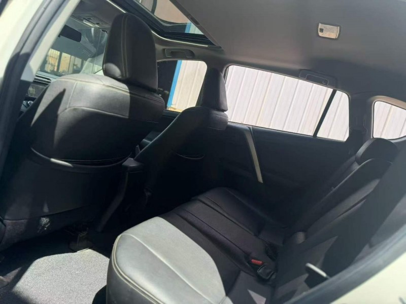 青岛18年丰田RAV4荣放6
