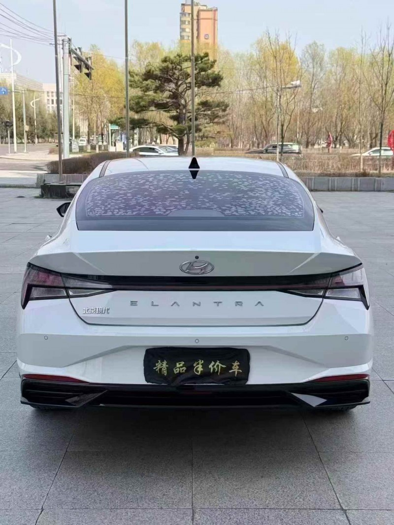 吉林21年现代伊兰特4