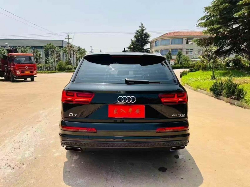 东营16年奥迪Q79