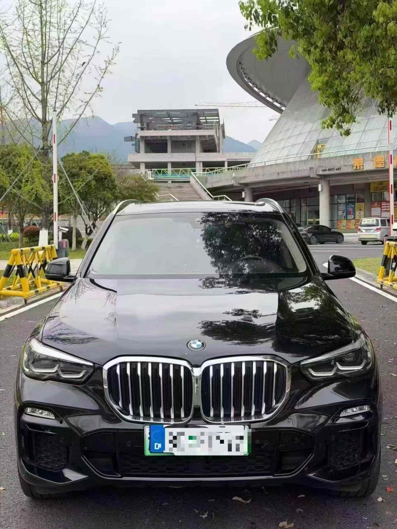 台州21年宝马X51
