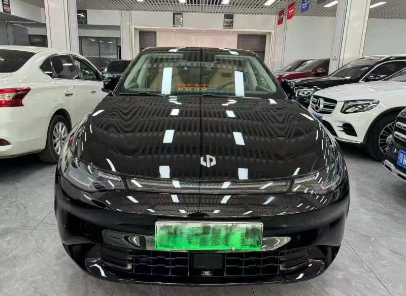 鄂州25年零跑汽车C011