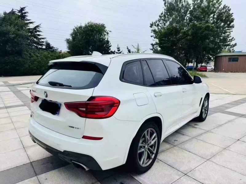 东营19年宝马X39