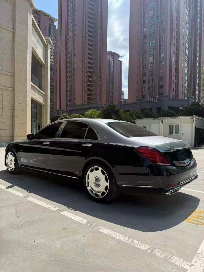 淮安15年奔驰S8