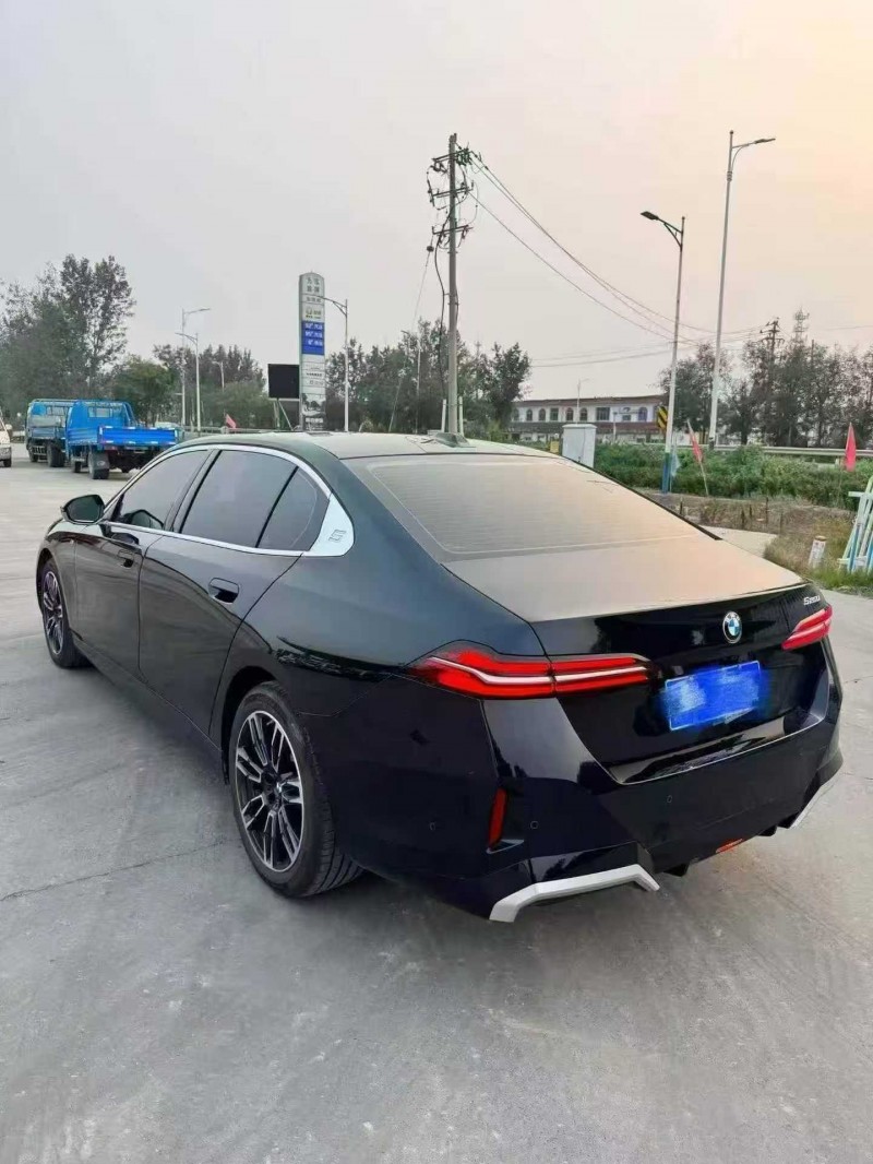 东营25年宝马5系5