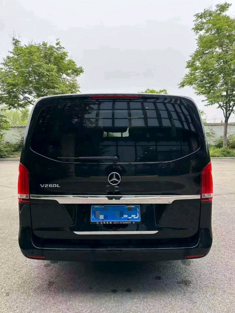徐州17年奔驰V9