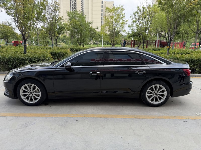 济宁22年奥迪A6L5