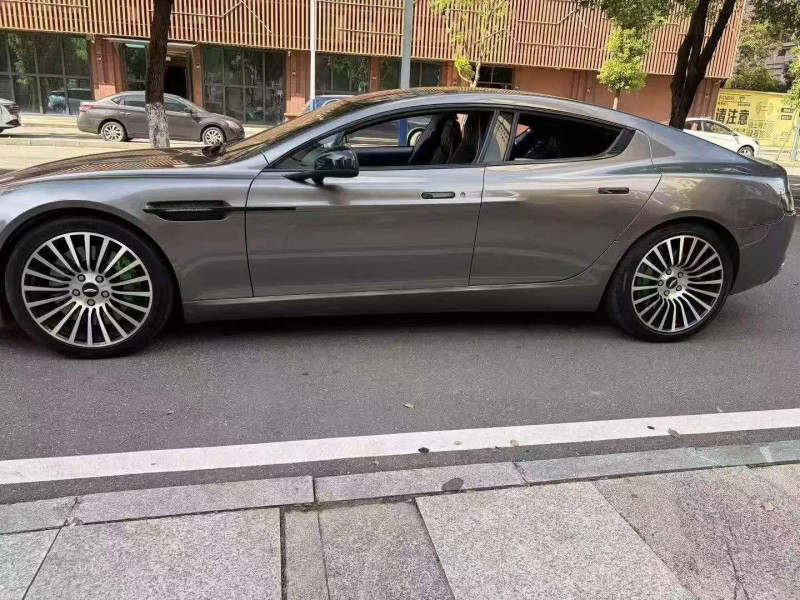 岳阳14年阿斯顿·马丁Rapide2