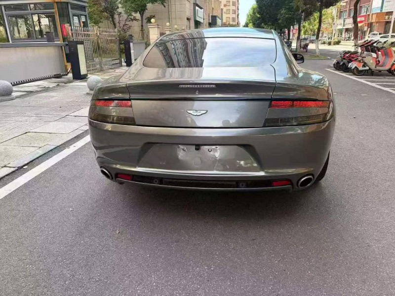 岳阳14年阿斯顿·马丁Rapide9