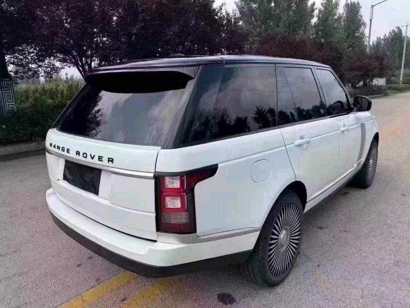 张家界13年路虎揽胜行政9
