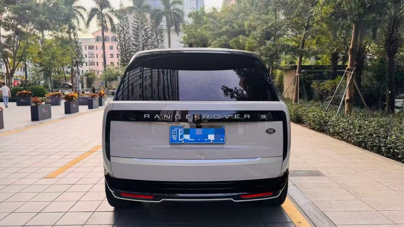 广州24年路虎揽胜行政9