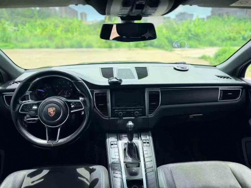 广州15年保时捷Macan3