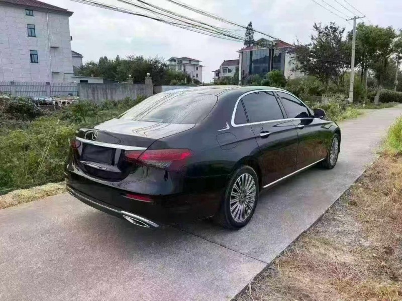 温州23年奔驰E8
