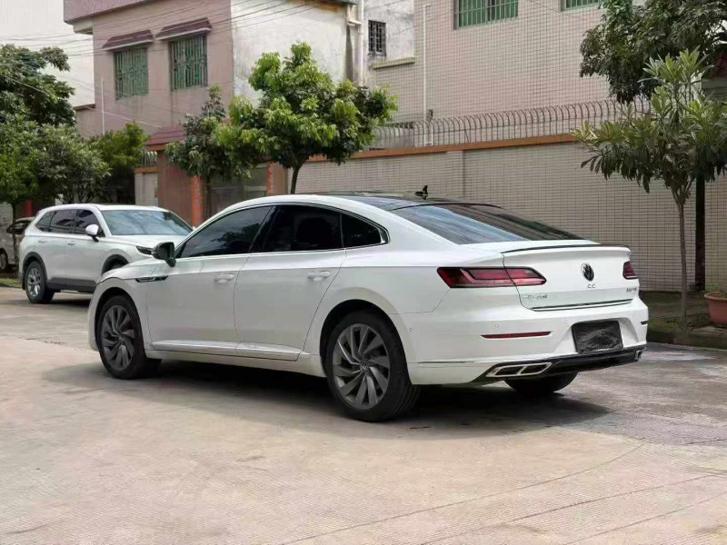 佛山25年大众CC9