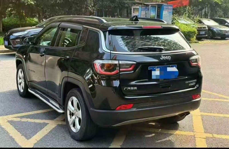 新余17年Jeep指南者9