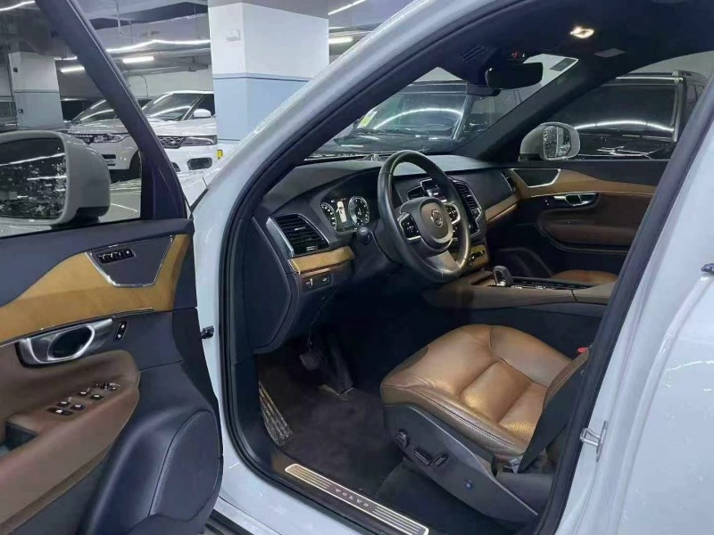 深圳22年沃尔沃XC905