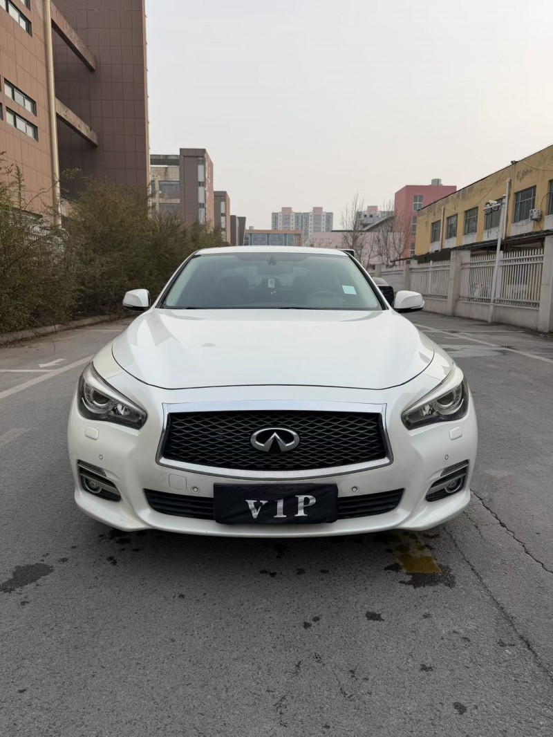 宿迁15年英菲尼迪Q50L1