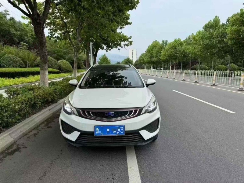 潍坊19年吉利帝豪1