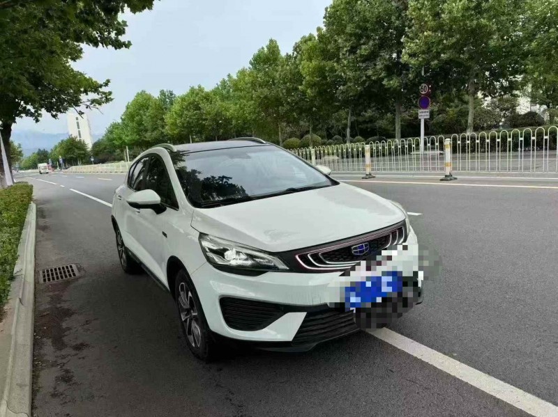 潍坊19年吉利帝豪2