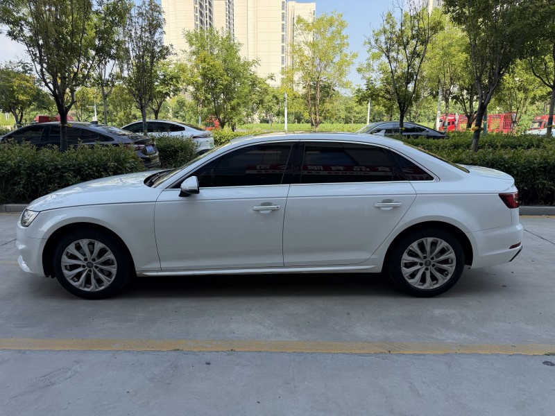 济宁20年奥迪A4L5