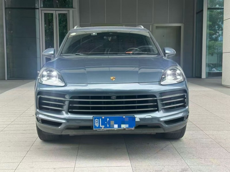 深圳18年保时捷卡宴1
