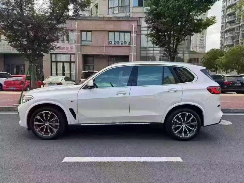 绍兴20年宝马X53