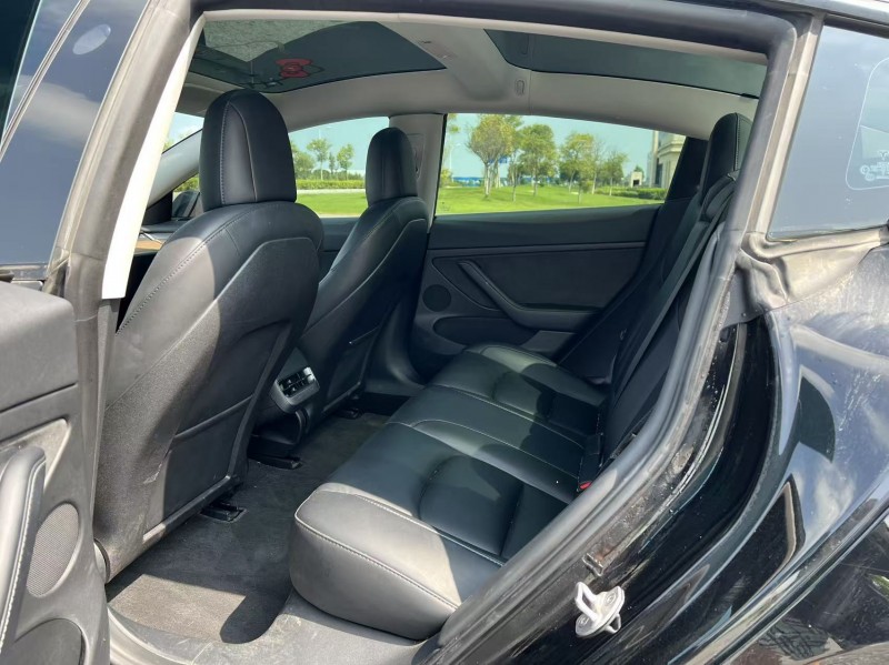 盐城22年特斯拉MODEL 35