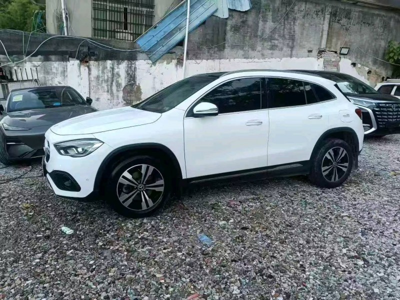 台州21年奔驰GLA9