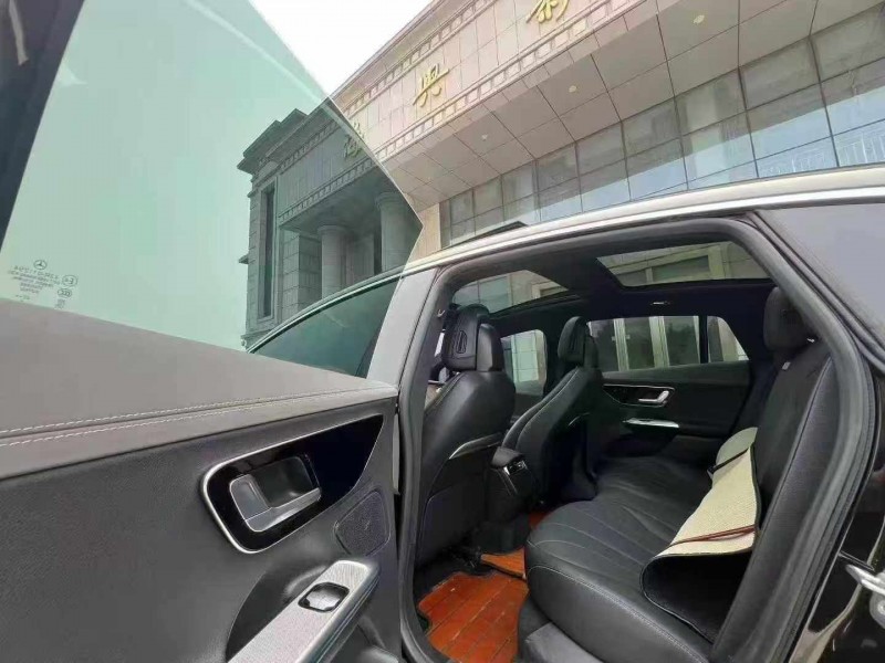 承德23年奔驰EQE8