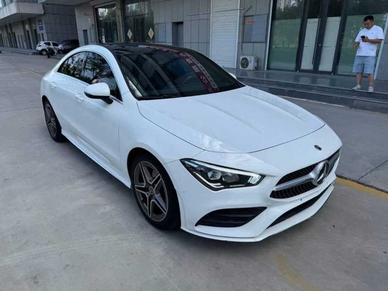 济宁21年奔驰CLA2