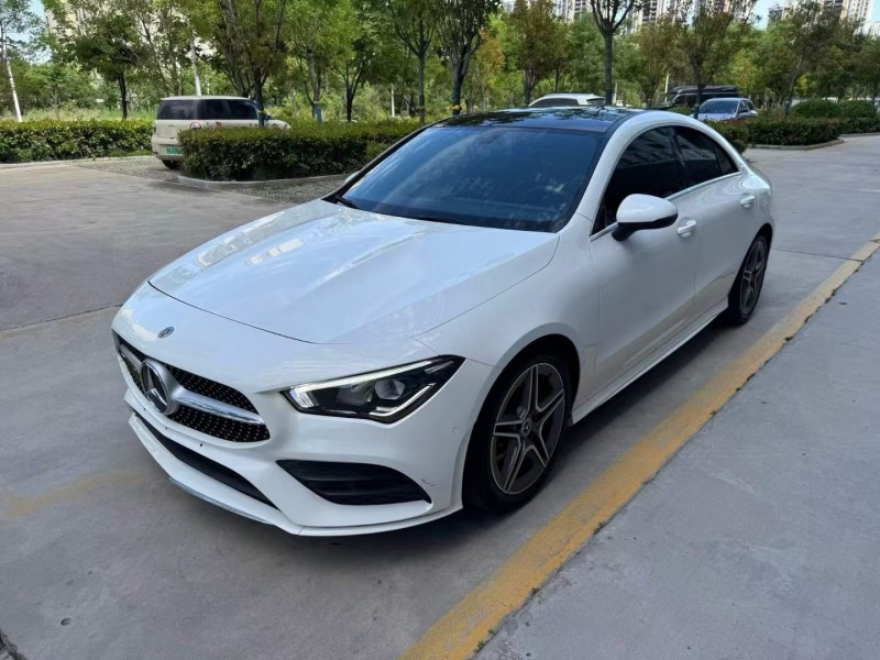 济宁21年奔驰CLA3