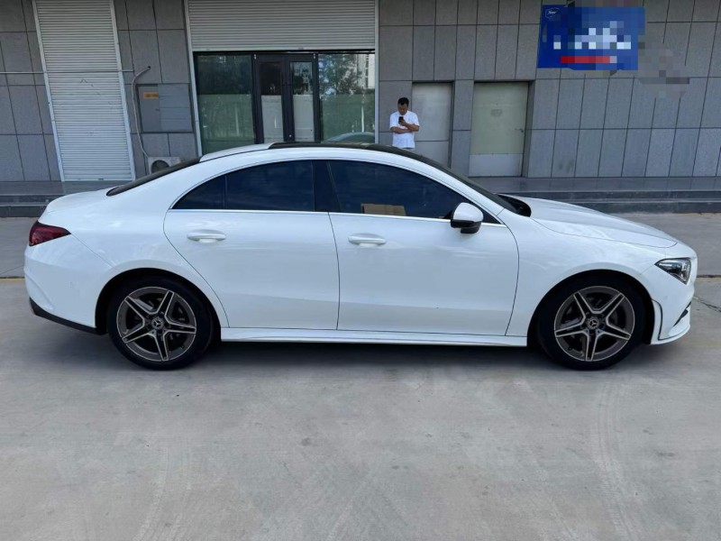 济宁21年奔驰CLA8