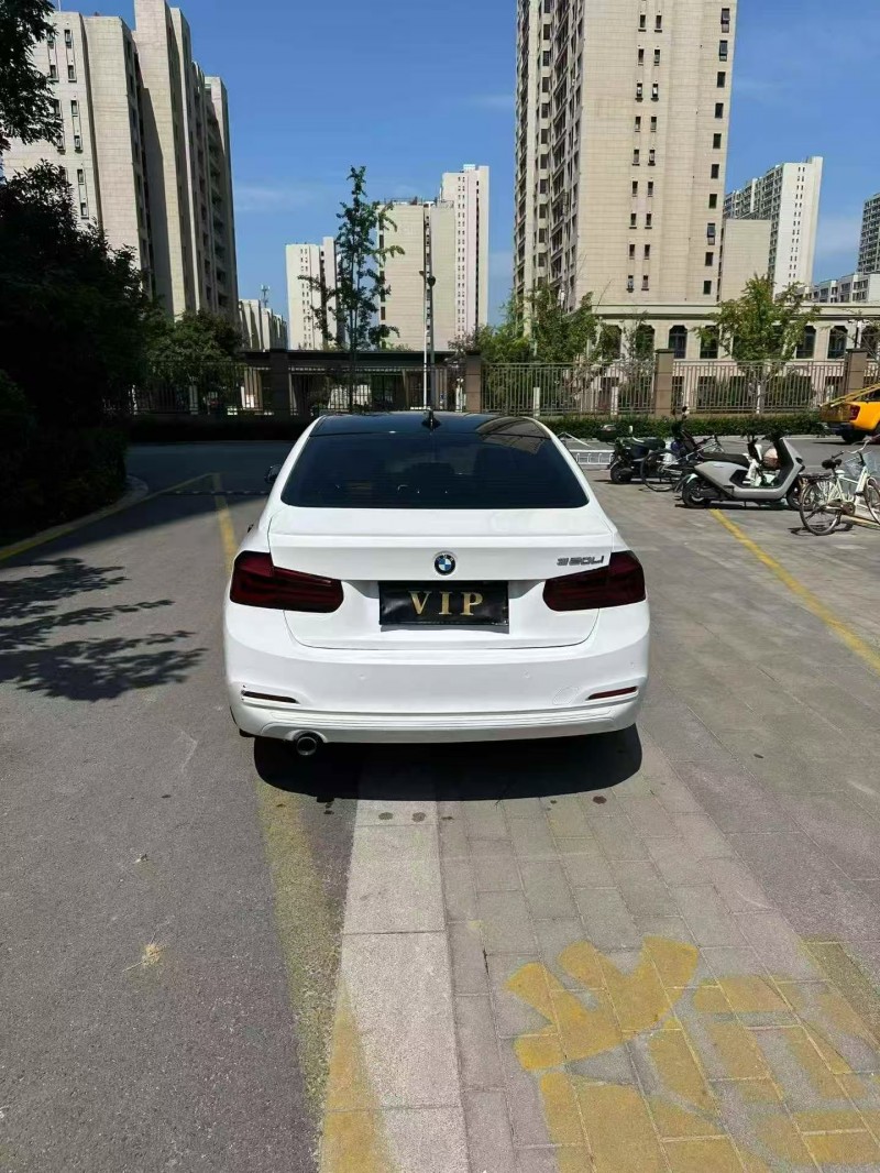 徐州17年宝马3系9
