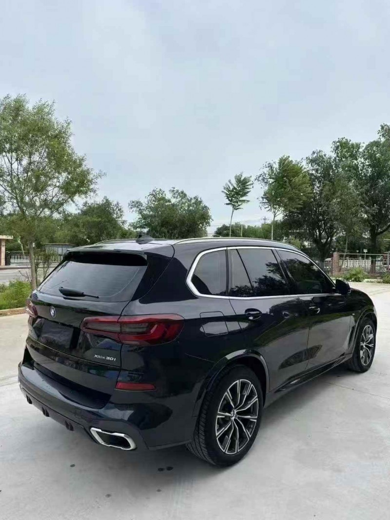 烟台22年宝马X58