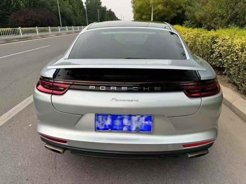 潍坊18年保时捷帕拉梅拉8