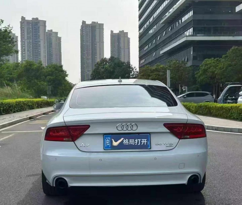 珠海15年奥迪A7L9
