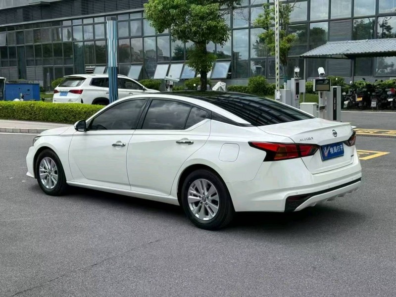 東莞20年日產天籟5
