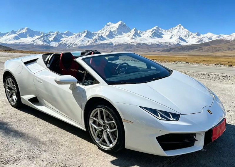 济宁18年兰博基尼Huracan3