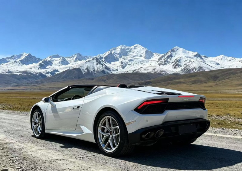 济宁18年兰博基尼Huracan4