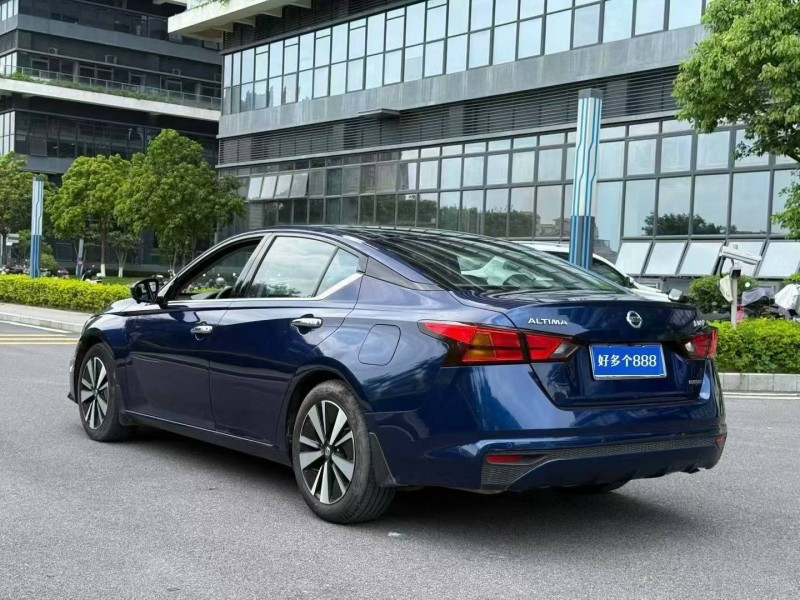 東莞22年日產天籟6