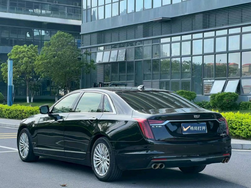 东莞20年凯迪拉克CT64