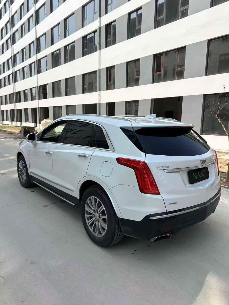 枣庄19年凯迪拉克XT57