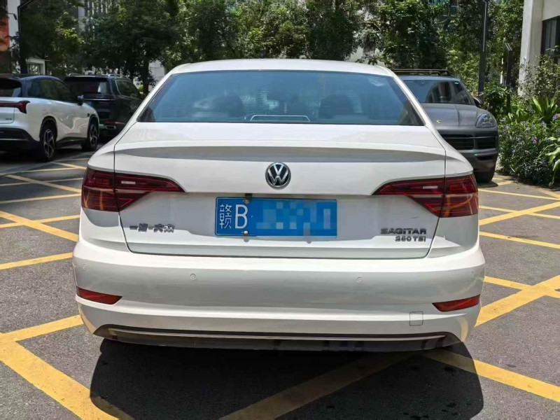 广州20年大众速腾9
