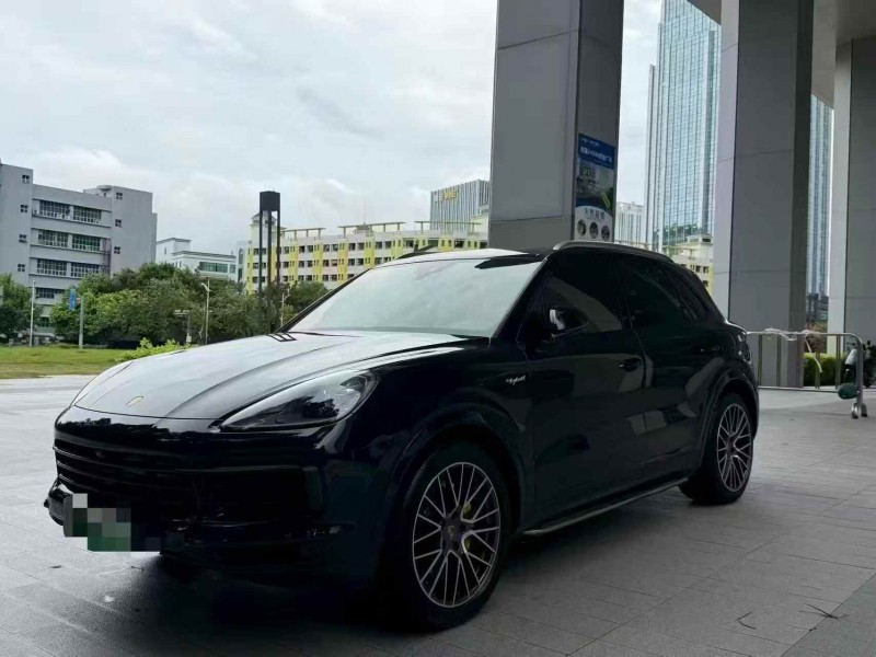 广州21年保时捷卡宴2