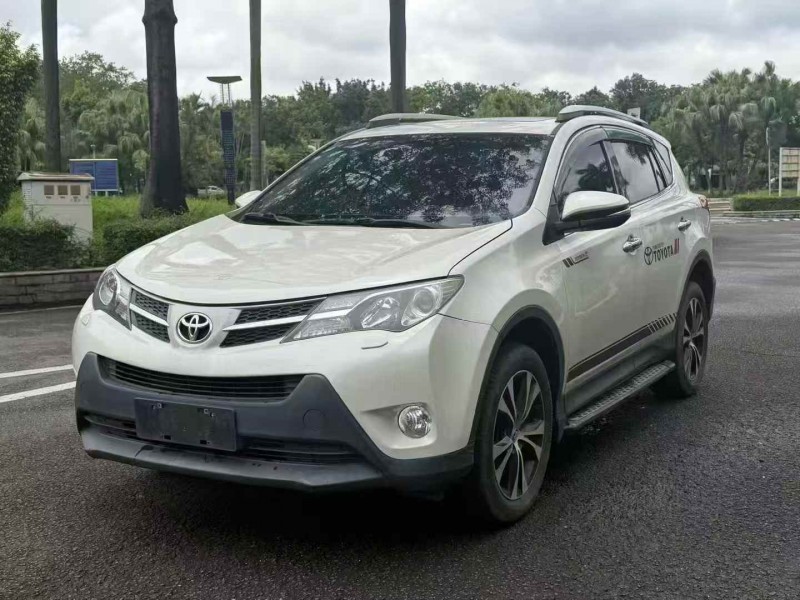 广州15年丰田RAV4荣放2