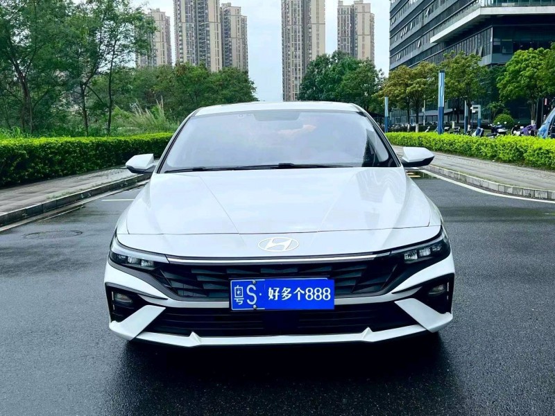 东莞24年现代伊兰特1