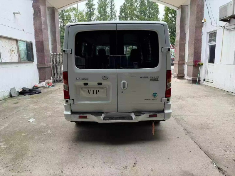 徐州21年大通V806